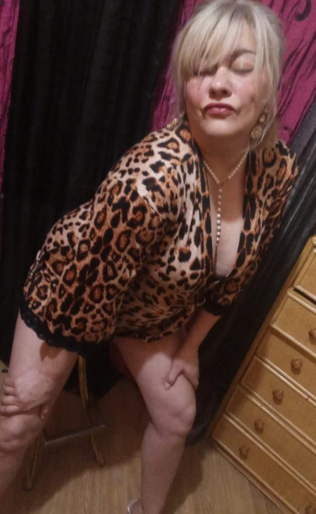 Chica busca chico en León: 