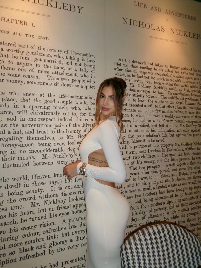 667209233: Chica busca chico en Málaga