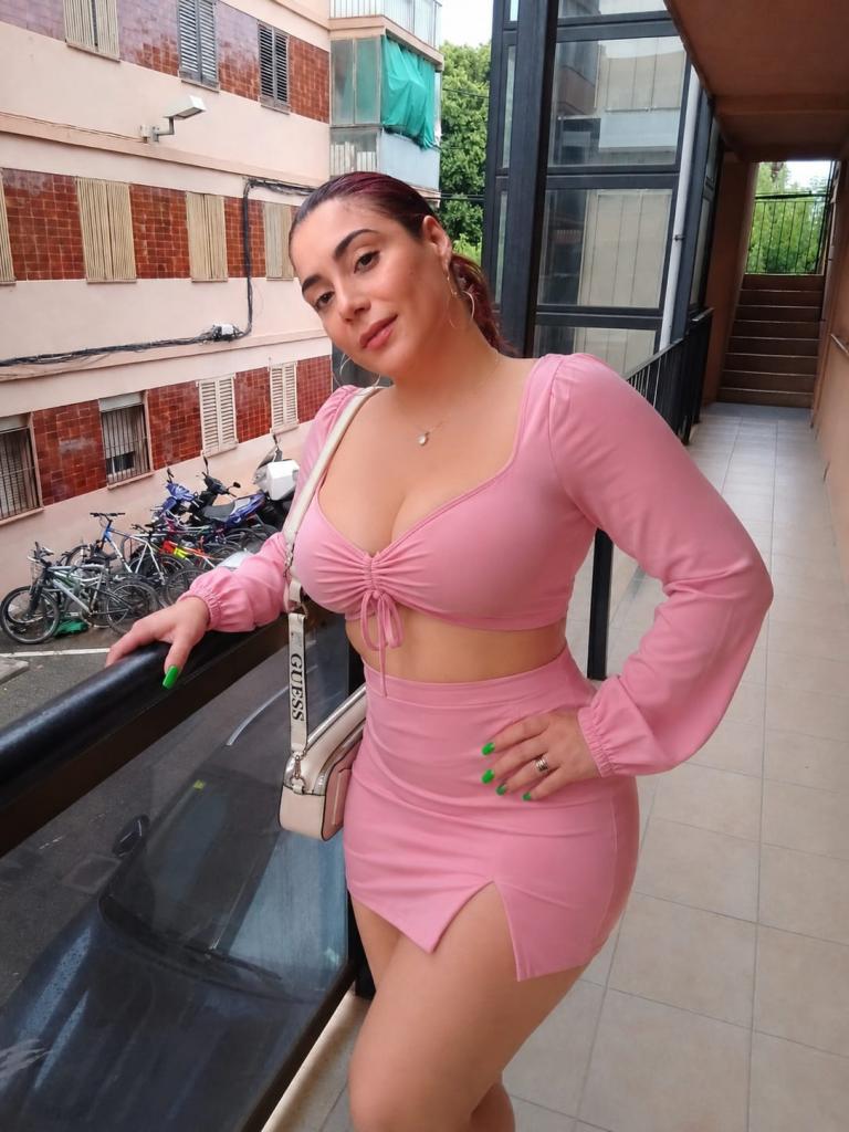 Chica busca chico en Barcelona: 