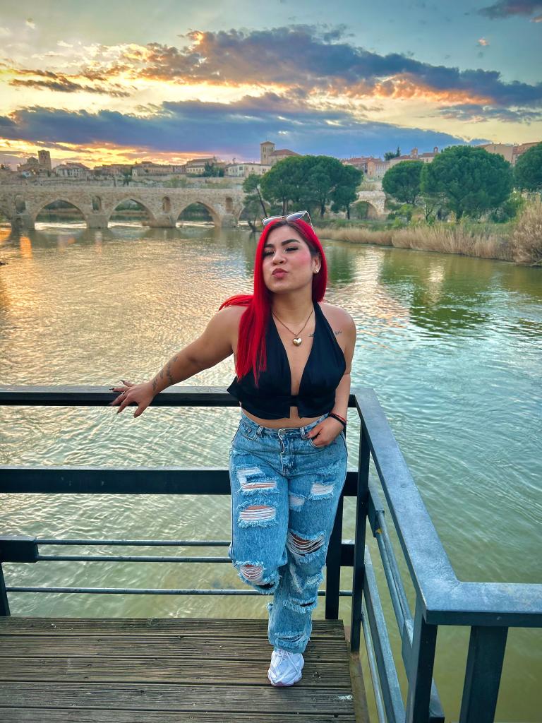 643108564: Chica busca chico en Zamora