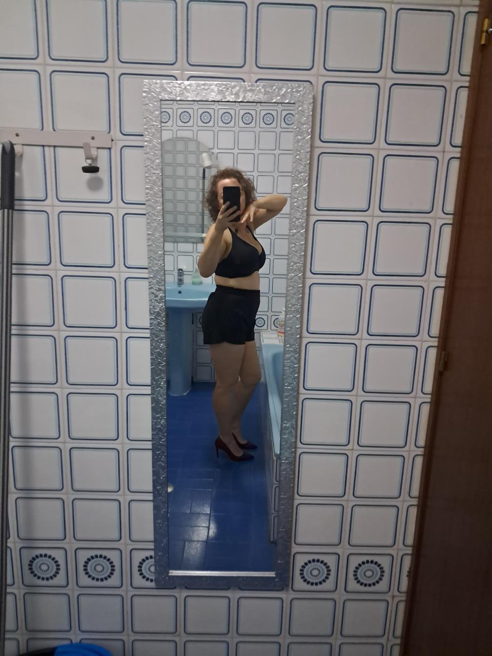 Chica busca chico en Almería: 