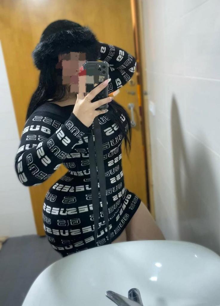 Chica busca chico en Huelva: 