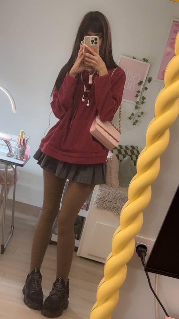 677156536: Chica busca chico en Madrid
