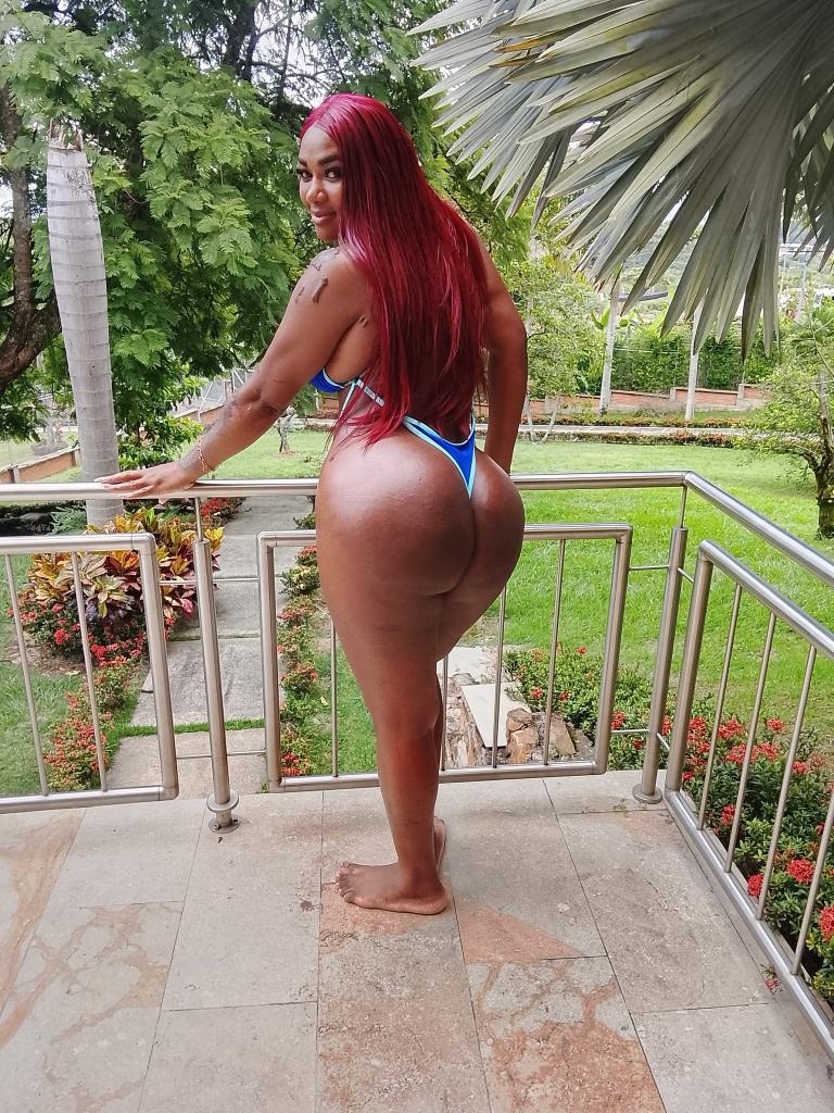 674090527: Chica busca chico en Zaragoza
