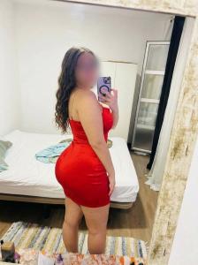 631885184: Chica busca chico en Valencia