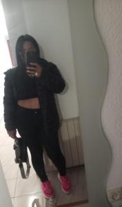 651356513: Chica busca chico en Barcelona