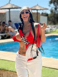 664702811: Transexual en Mallorca