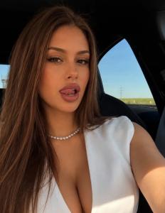 612265668: Chica busca chico en Málaga