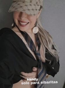 613880977: Chica busca chico en Madrid