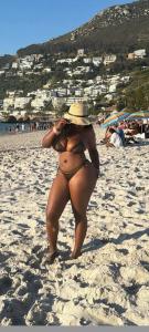 642169090: Chica busca chico en Cádiz