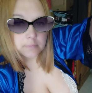 614686640: Chica busca chico en Madrid