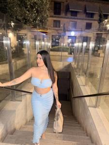 614008316: Chica busca chico en Barcelona