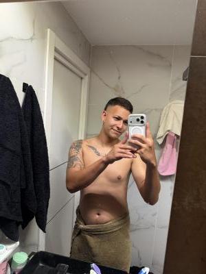 614575932: Chico busca chica en Málaga