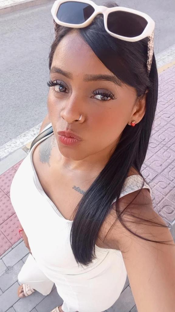 745072495: Chica busca chico en Alicante