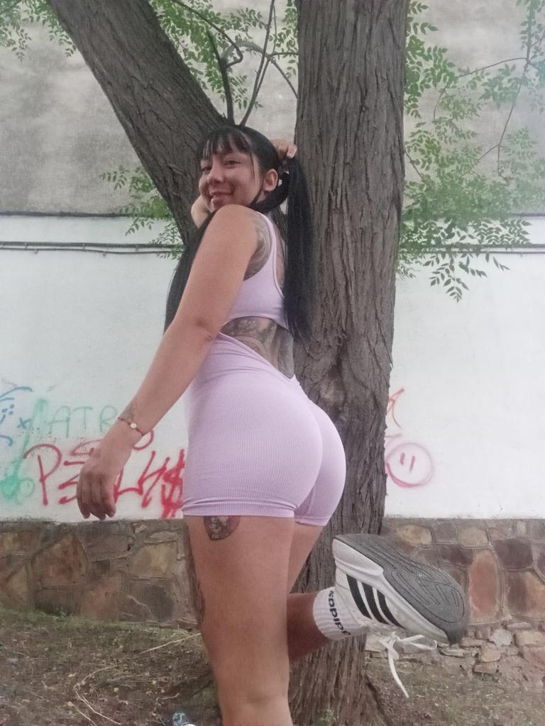 611243269: Chica busca chico en Cáceres