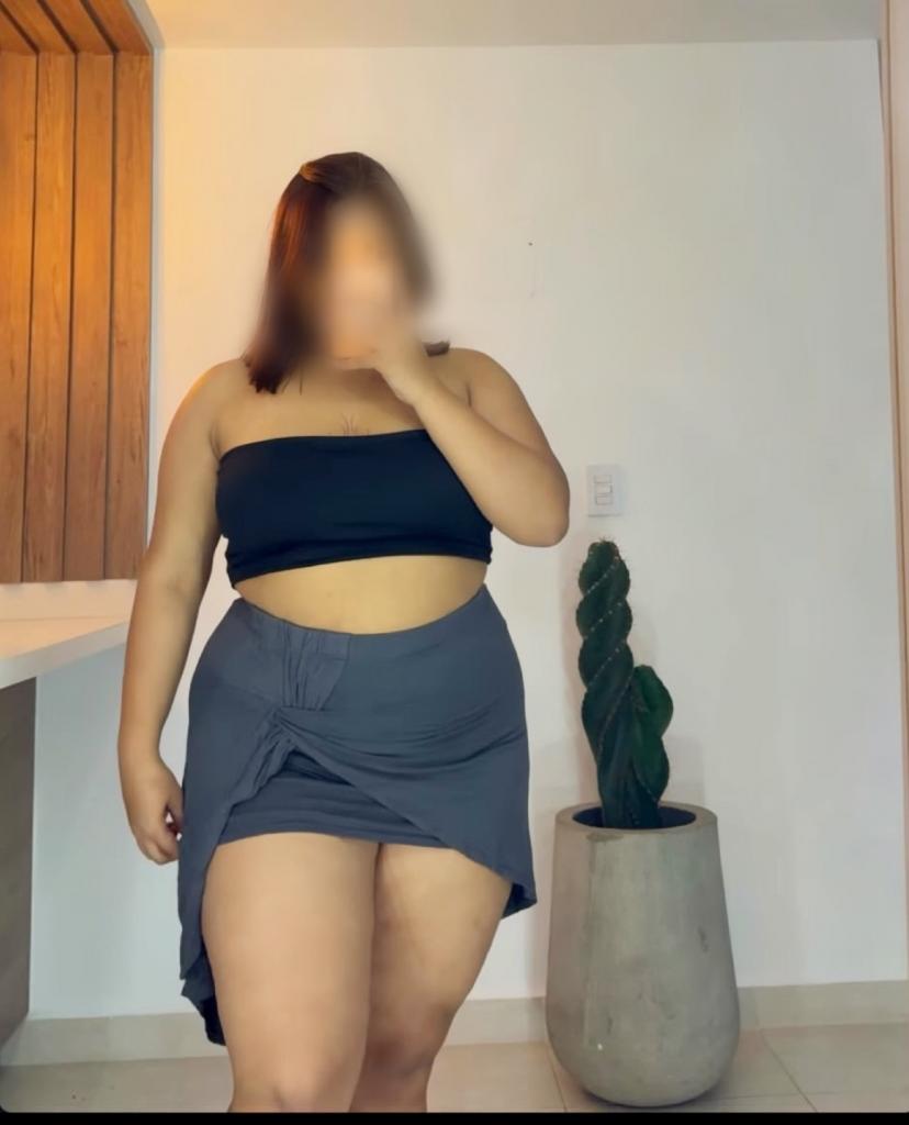 Chica busca chico en Huelva: 