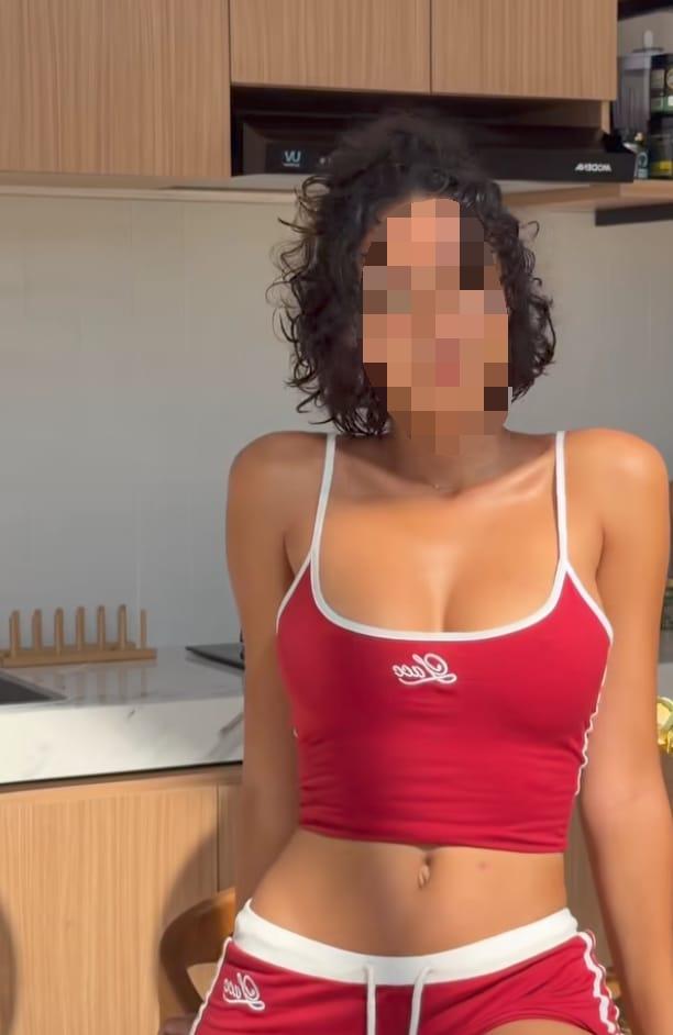 602304169: Chica busca chico en Pontevedra