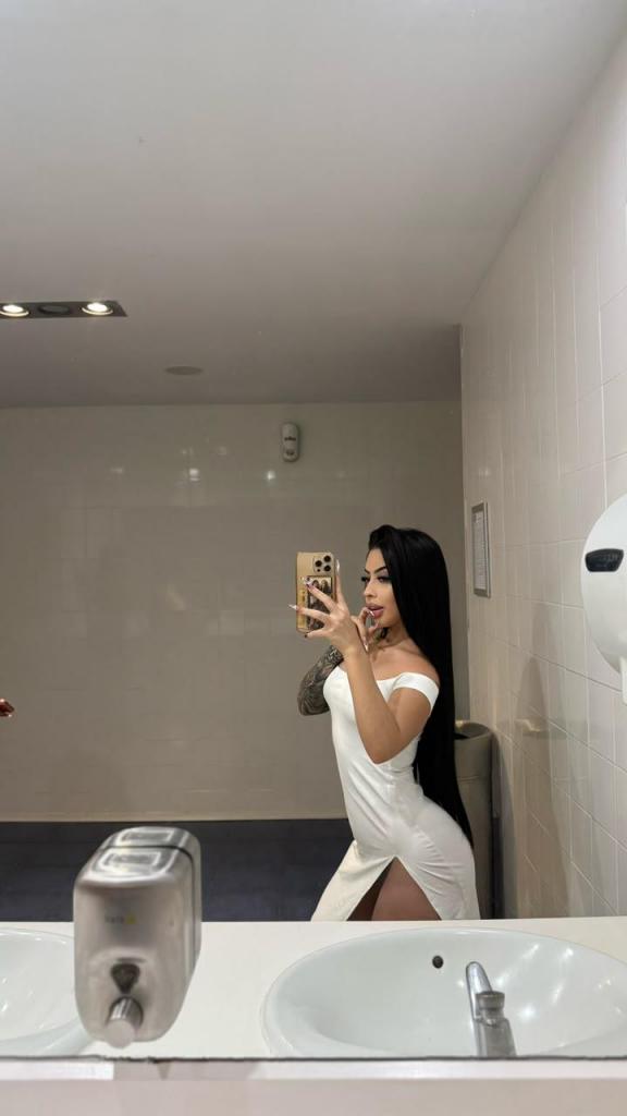 614963822: Chica busca chico en Granada