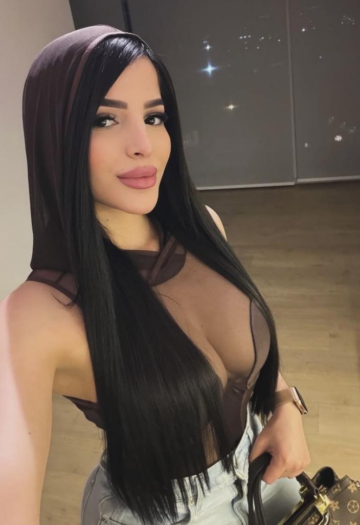 Chica busca chico en Toledo: Chica busca chico