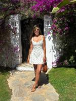 667821811: Chica busca chico en Madrid