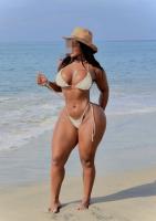 602818419: Chica busca chico en Málaga