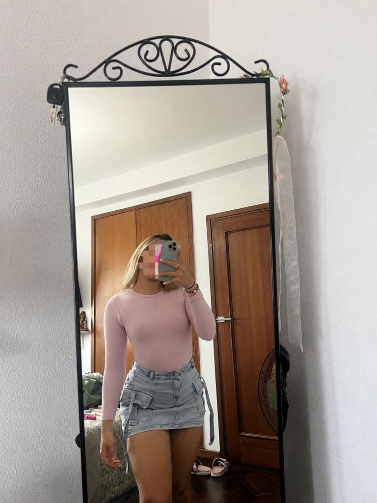 Chica busca chico en La Coruña: 