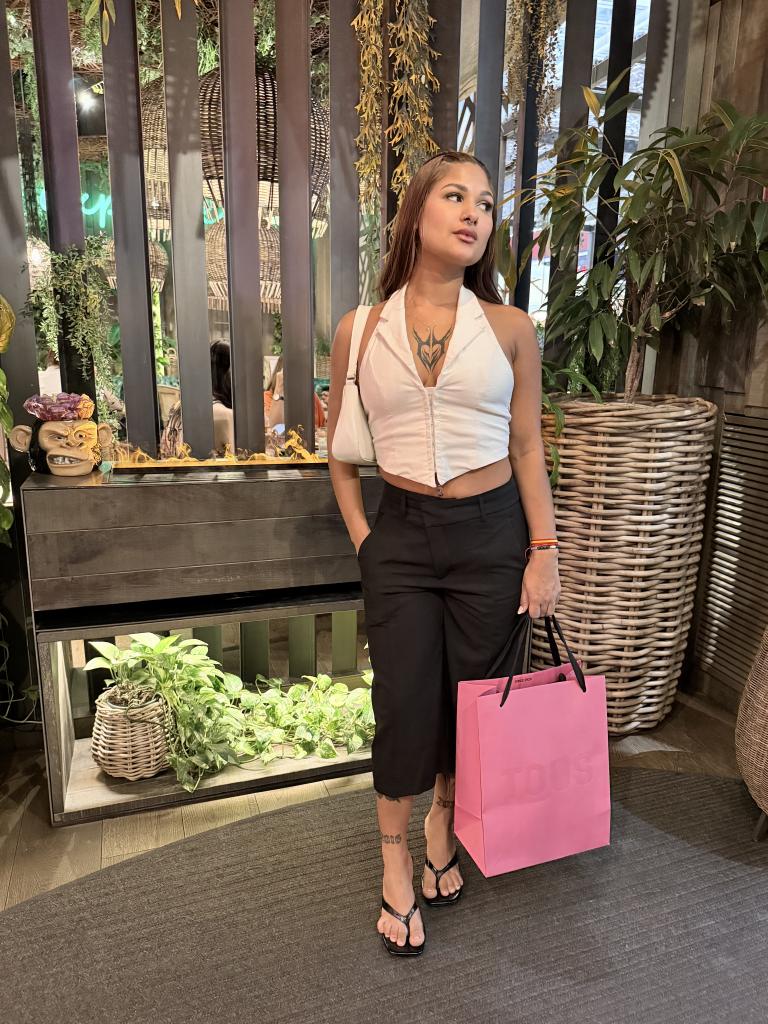 Chica busca chico en Granada: 