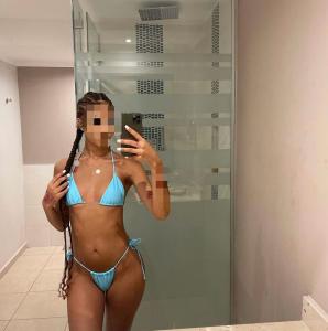 Chica busca chico en Granada: 