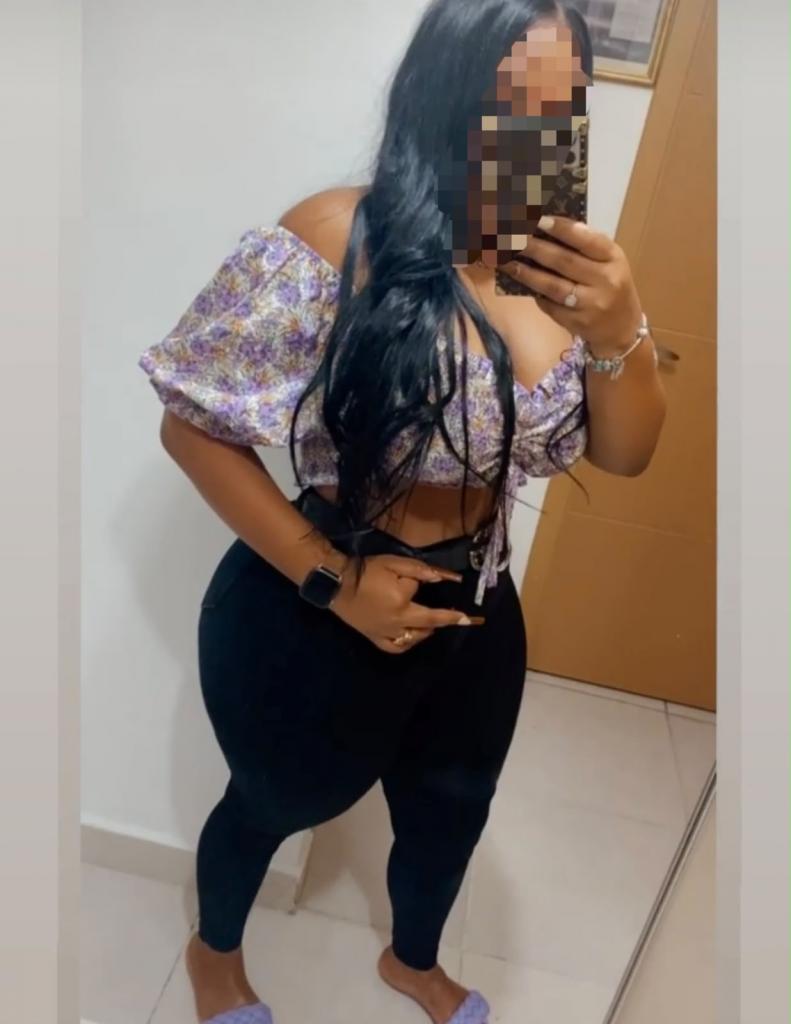 745013055: Chica busca chico en Lérida