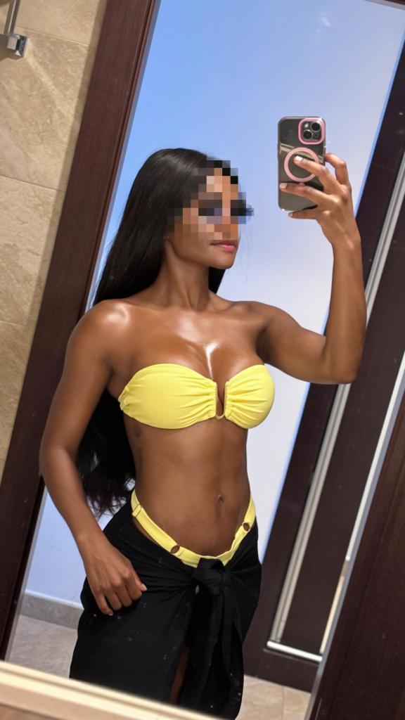Chica busca chico en Cádiz: 