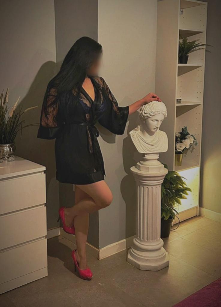 Chica busca chico en Sevilla: 