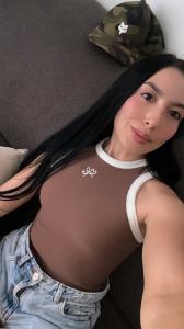 692217486: Chica busca chico en Málaga