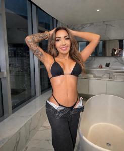 722244669: Chica busca chico en Tenerife