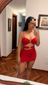 631607491: Chica busca chico en La Coruña