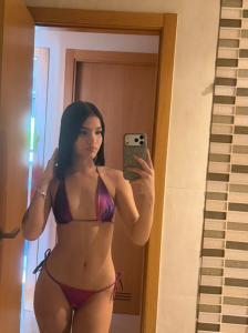 647163074: Chica busca chico en Málaga