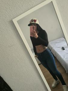 602895270: Chica busca chico en Cáceres
