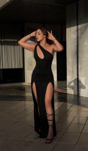 613437029: Chica busca chico en Málaga