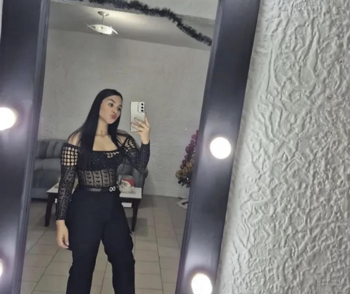 674938844: Chica busca chico en Barcelona