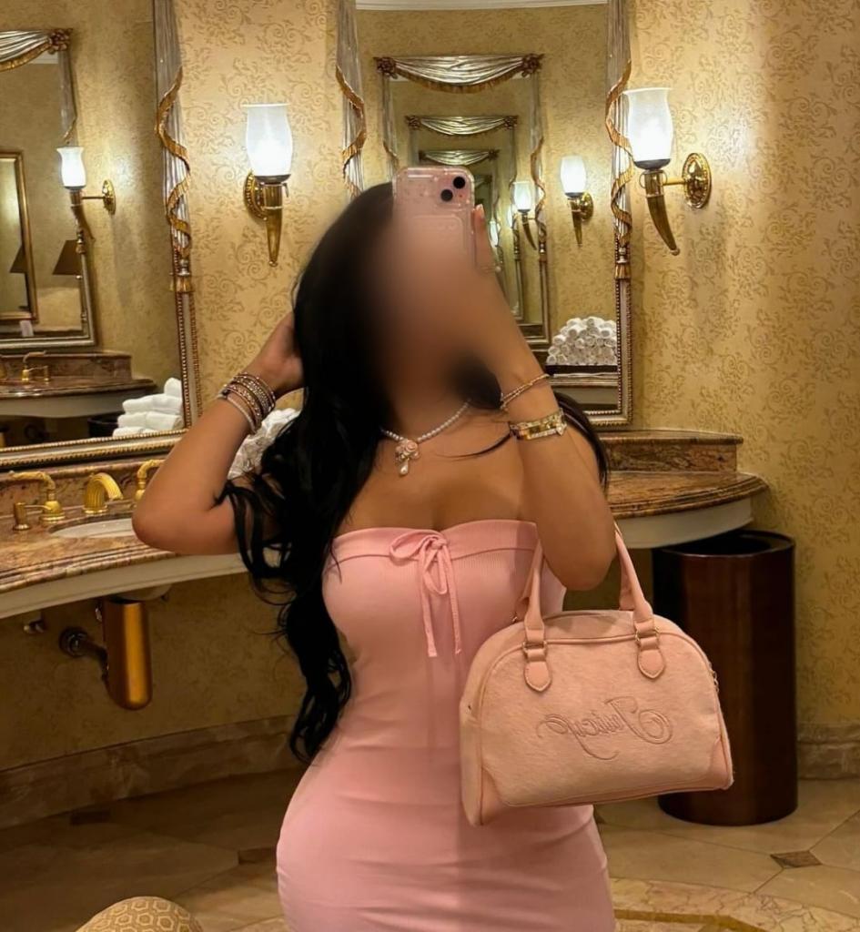 612444898: Chica busca chico en Madrid
