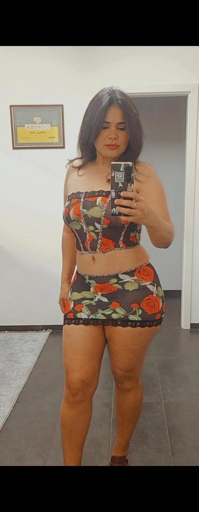 Chica busca chico en Almería: 