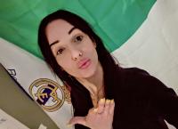 627225529: Chica busca chico en Barcelona