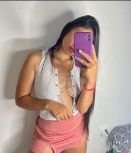 Chica busca chico en Ibiza: 