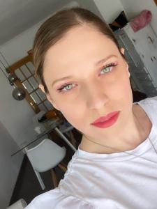 Chica busca chico en Barcelona: 