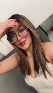 654659343: Chica busca chico en Madrid