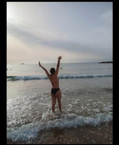 613289346: Chica busca chico en Alicante