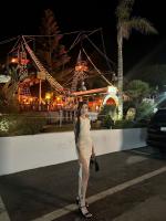 613737544: Chica busca chico en Barcelona