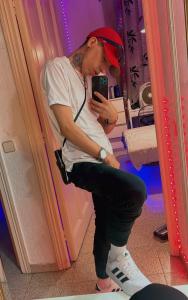 Chico busca chica en Madrid: 