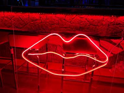 624667389: Chica busca chico en Ibiza