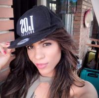 633852895: Transexual en La Coruña