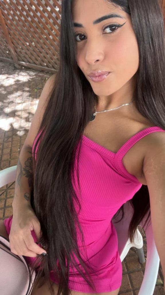 Chica busca chico en Almería: 